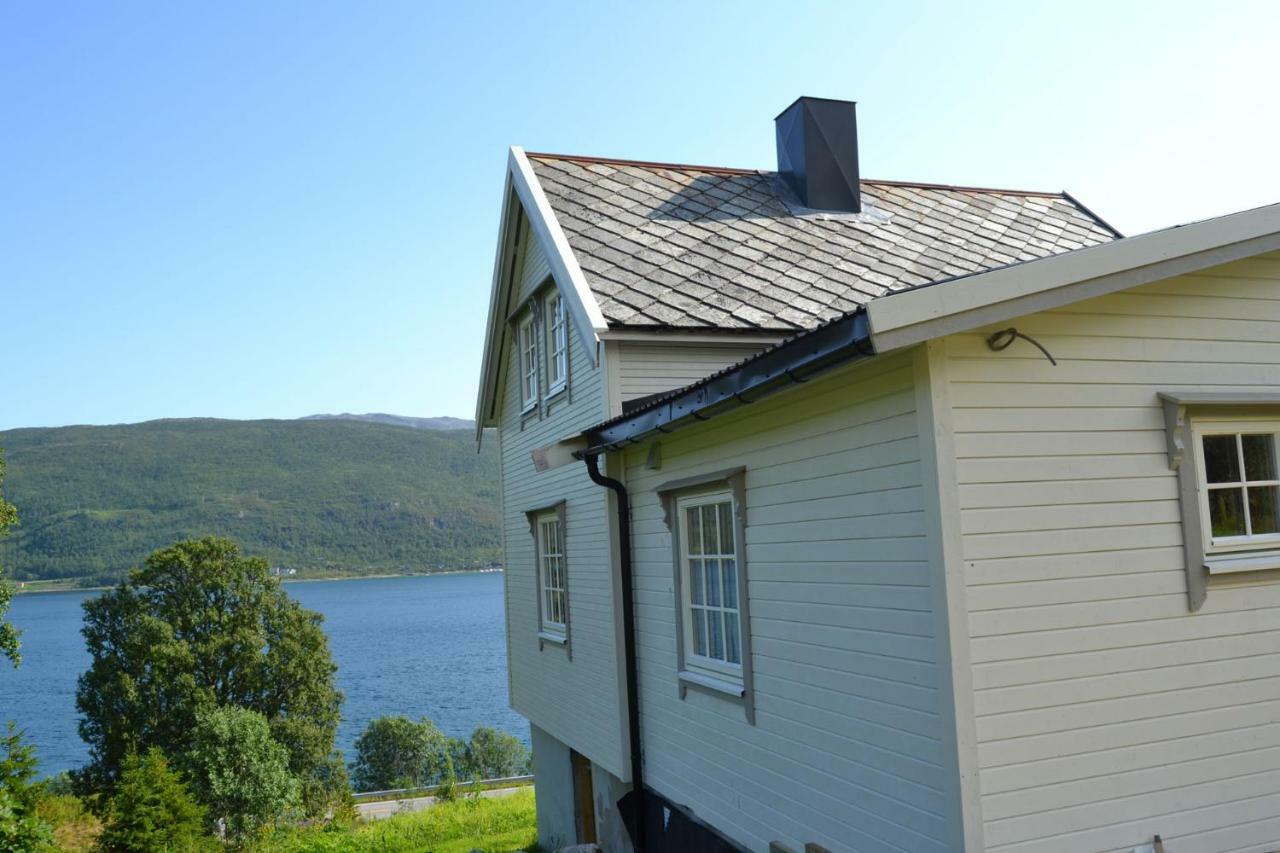 Kvaloya Lodge Futrikelv Екстер'єр фото