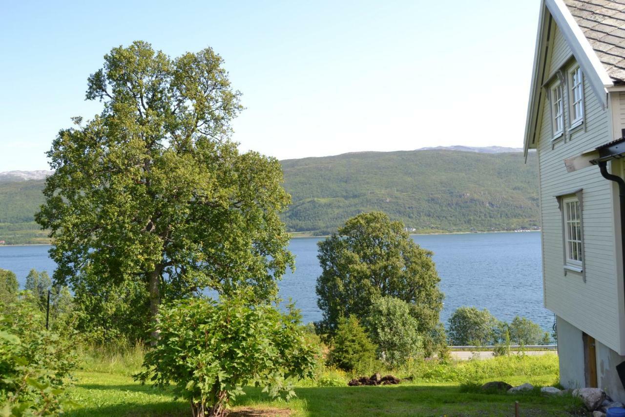Kvaloya Lodge Futrikelv Екстер'єр фото