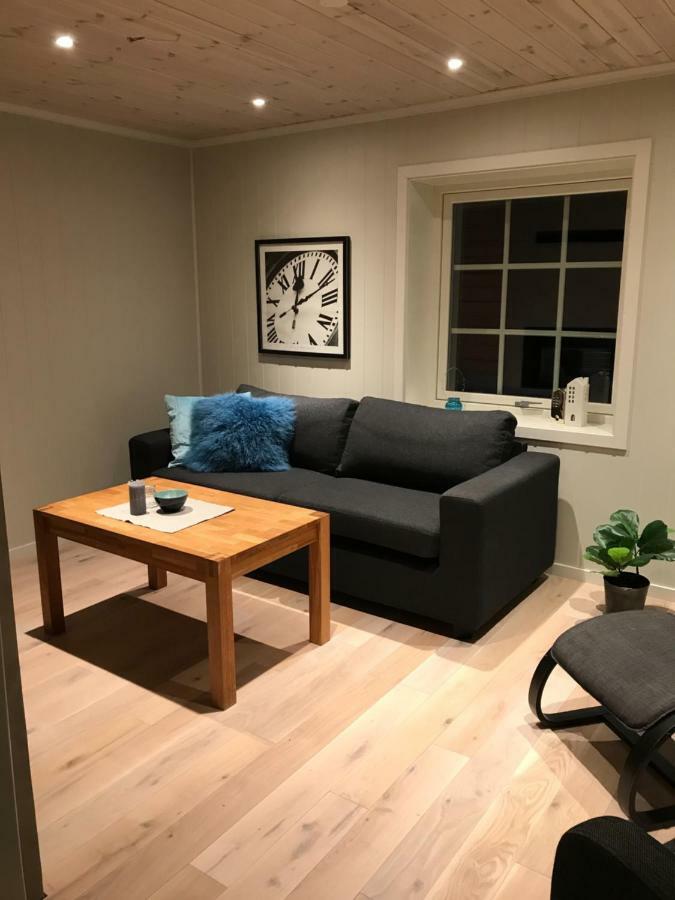 Kvaloya Lodge Futrikelv Екстер'єр фото